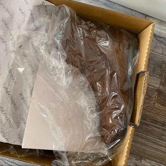 NEW COMFORTVIEW Adeline Brown Booties Sz 7.5 - Picture 4 of 9